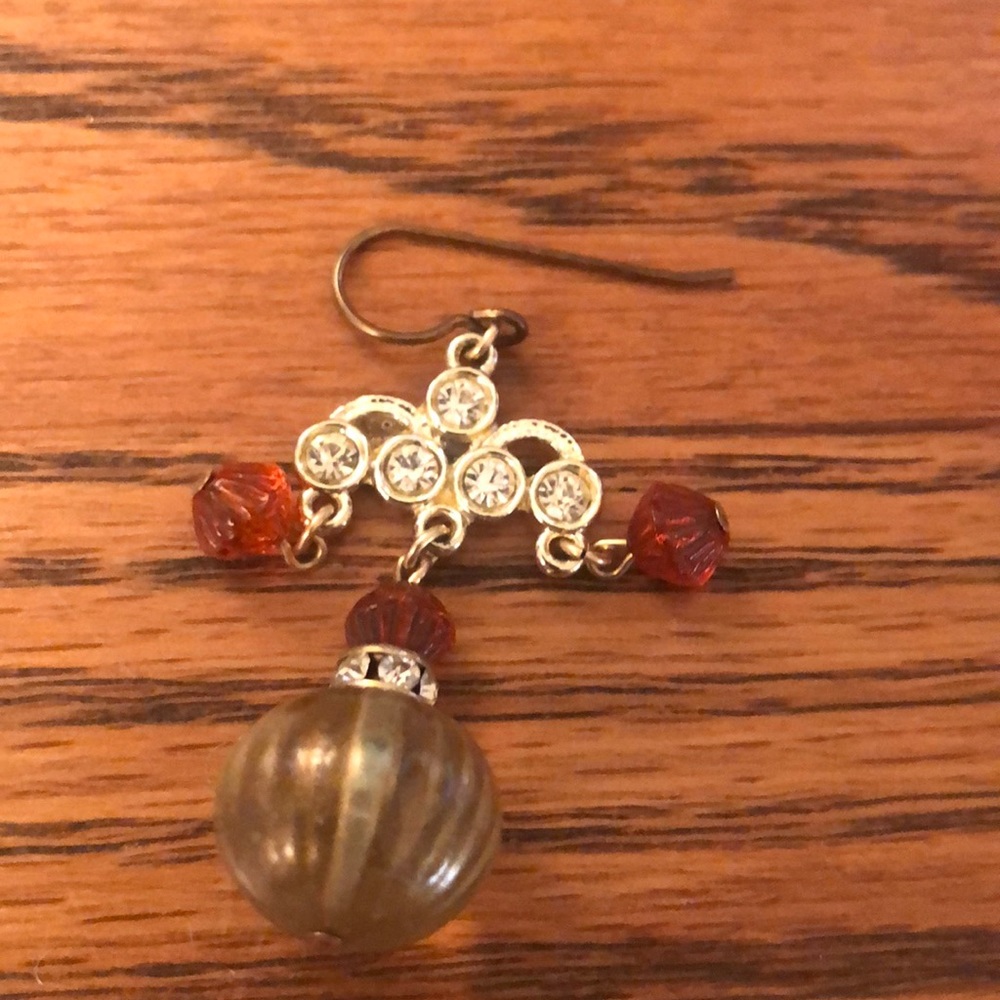 Vintage Beaded Dangling Statement Earrings - Picture 4 of 6